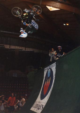 dave mirra backflip fakie limoges